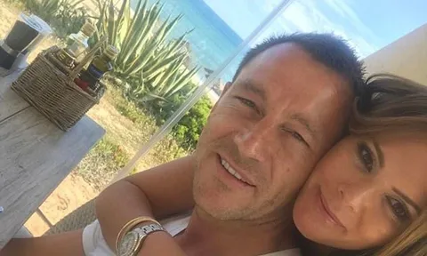 John Terry đi nghỉ mát sau bàn thắng lịch sử cho Chelsea