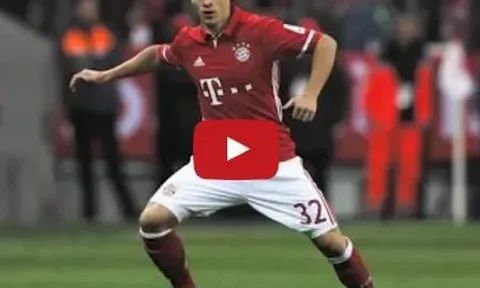 Joshua Kimmich chơi hay như thế nào ở vị trí hậu vệ phải?