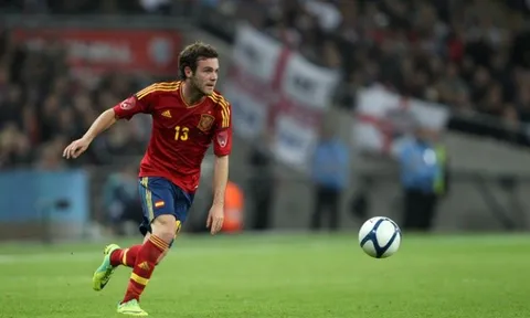 Juan Mata chờ đợi điều gì ở Tây Ban Nha?