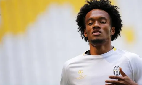 Juventus đã ra giá bán Cuadrado cho Arsenal