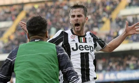 Juventus sẵn sàng bán "nhạc trưởng" cho Barcelona
