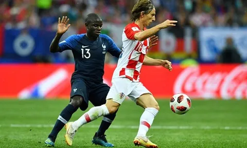 N'Golo Kante đá chung kết World Cup với bệnh viêm dạ dày