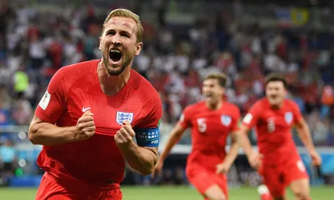 Fabregas khen ngợi Harry Kane, nhưng khiến Tottenham phải 'điên tiết'