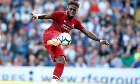 'Kẻ thách thức' Salah đạt được thỏa thuận rời Liverpool
