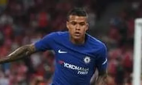 Kenedy, ngôi sao đang khiến Chelsea lao đao