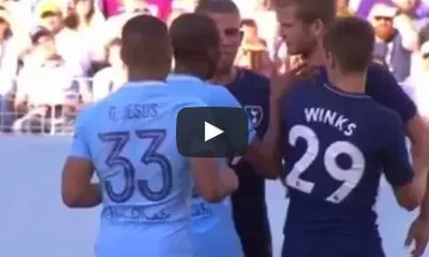 Kevin De Brunye vô cớ ẩu đả với Eric Dier