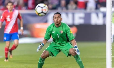 Keylor Navas: Người hùng dân tộc trong hình hài “gã nông dân”