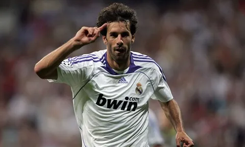 Khả năng săn bàn thính nhạy của Ruud van Nistelrooy