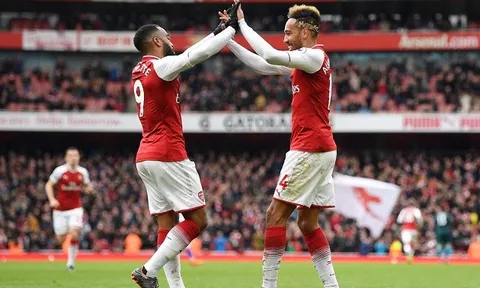 Khác Sir Alex, Giáo sư để lại cho Arsenal nhiều "di sản"
