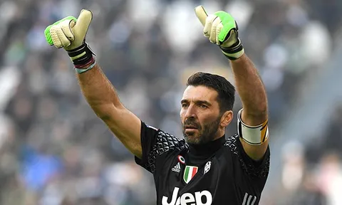 Khi Buffon ra mắt bóng đá thế giới, những cầu thủ Monaco này còn chưa chào đời