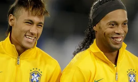 Khi Neymar và Ronaldinho kết hợp