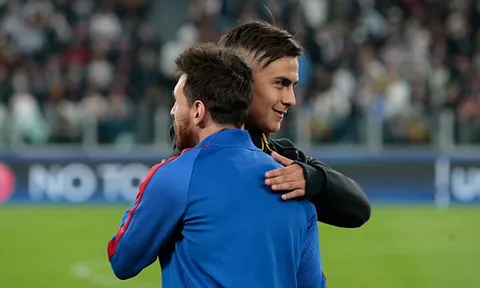 Khi Paulo Dybala lần đầu chạm trán Lionel Messi