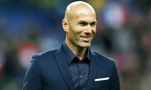 Zidane: "Không có chuyện Real xếp hàng chào Barca"