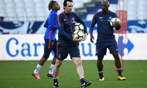 Không Neymar và Verratti, Emery đau đầu trước thềm chung kết