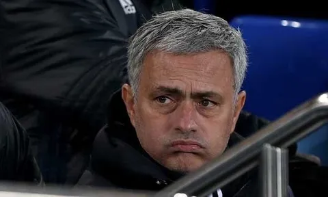 Không thể vô địch, Mourinho sợ mất luôn top 2