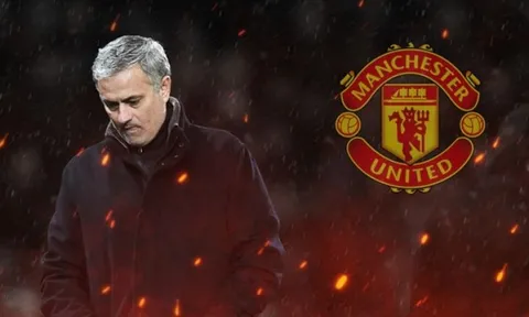 Khủng hoảng nội bộ M.U: Sự ngây thơ của Mourinho và quyết định sai lầm từ BLĐ