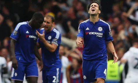 Khủng hoảng ở Chelsea: Ghế nóng lung lay, chủ tịch "mất tích" và KHÔNG chuyển nhượng hè