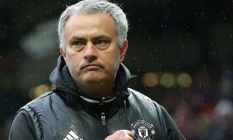 "Kiểm soát" Chelsea, Mourinho bật mí bí quyết