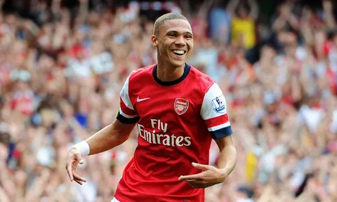Kieran Gibbs: Ngôi sao trên đường rời Arsenal