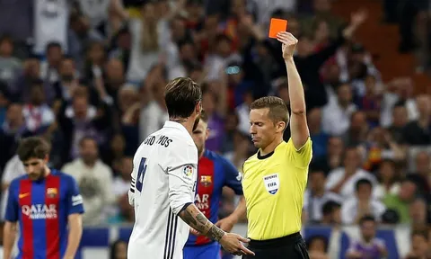 Kinh ngạc về số thẻ đỏ Ramos phải nhận ở Siêu kinh điển