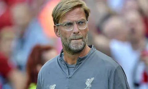 Klopp thừa nhận Liverpool khủng hoảng hàng thủ trước mùa giải mới