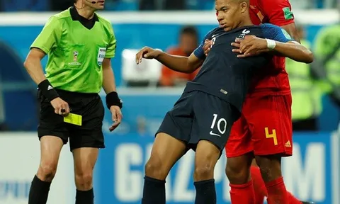 Mbappe: Muốn thành siêu sao, có tài phải có cả đức