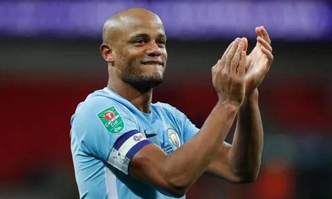 Kompany: 'Mùa sau, Man City sẽ lại tiếp tục vô địch'