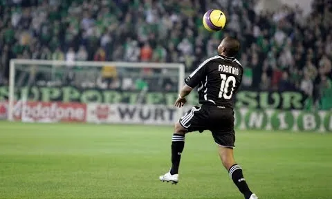 Kỹ thuật kinh điển của Robinho thời khoác áo Real Madrid