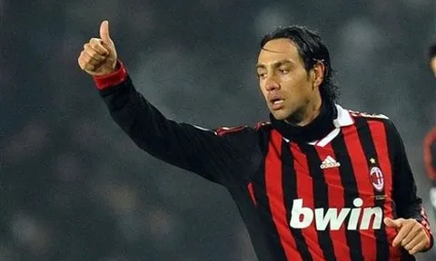 Kỹ thuật phòng ngự thượng thừa của Alessandro Nesta