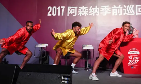 Lacazette cùng dàn sao Arsenal tự tin múa quyền tại Thượng Hải