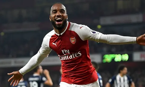 Lacazette đưa ra lời khuyên cho "người không phổi" Arsenal