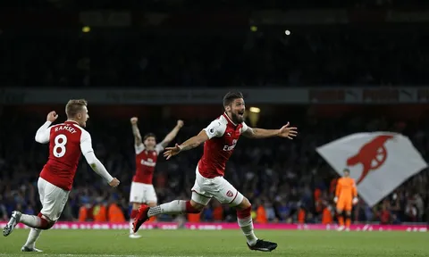 Lacazette nổ súng, Arsenal hạ Leicester City đầy kịch tính