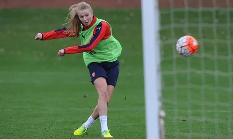 Leah Williamson - "Bức tường thép" xinh đẹp của Arsenal