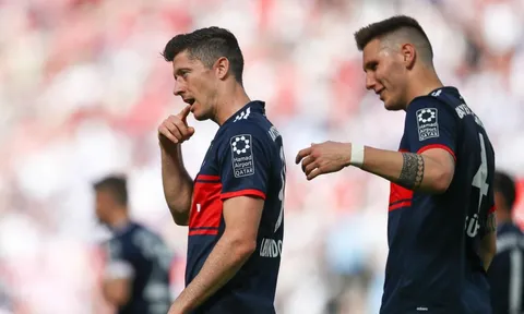 Lewandowski bất kính với HLV, ngày rời Bayern rất gần?