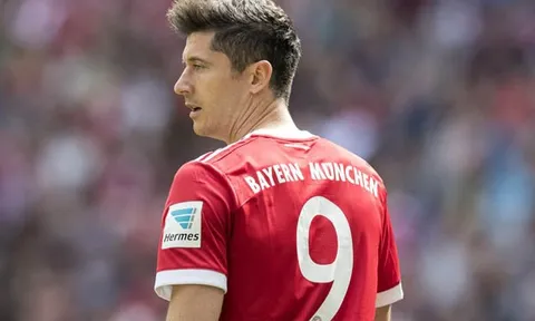 Lewandowski và những kịch bản đang diễn ra