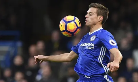 Lí do khiến Barca muốn chiêu mộ Cesar Azpilicueta
