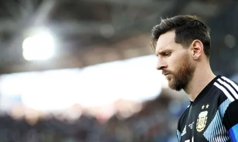 Lionel Messi: Vị vua mặt trời khiến Argentina phải chịu cảnh mù lòa