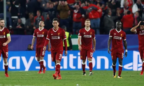 Liverpool 'buông' Premier League, nước Anh tái lập kịch bản điên rồ?
