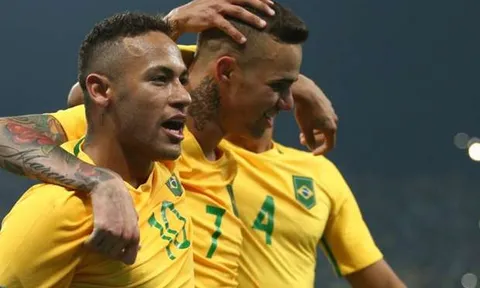 Liverpool muốn 'Brazil hóa' bằng Ronaldinho mới