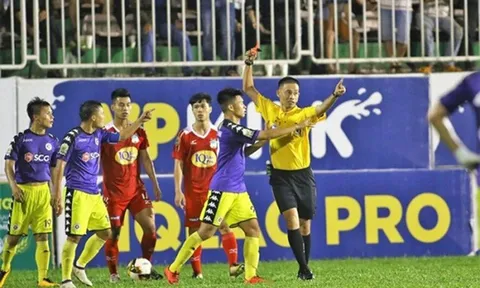 Lộ lý do trọng tài rút thẻ đỏ trực tiếp với Thành Lương