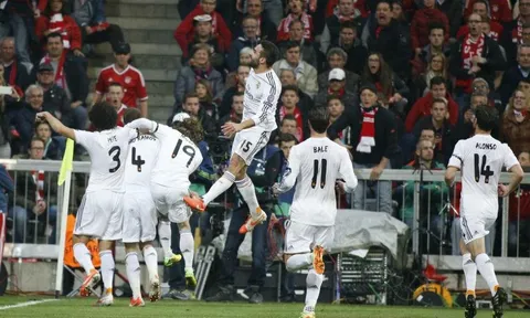 Loại được Bayern, Real Madrid sẽ… vô địch Champions League
