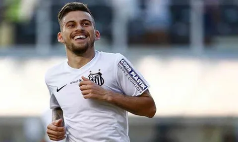 Lucas Lima: Tôi chưa nhận được lời đề nghị nào của Barca