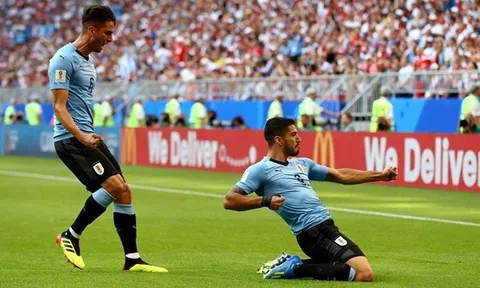 Luis Suarez dành chiến thắng cho người hâm mộ Uruguay
