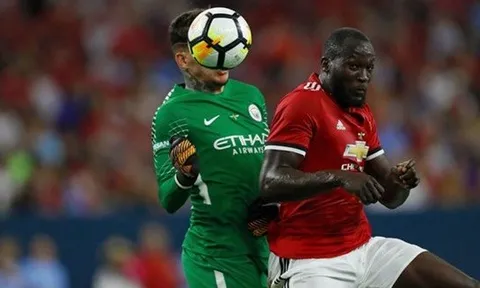 Lukaku mất giải cầu thủ hay nhất trận vì... tín ngưỡng?