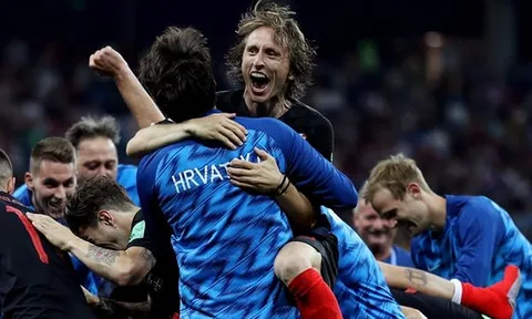 Luka Modric suýt thành tội đồ, Croatia vượt qua Đan Mạch sau loạt sút luân lưu