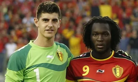 Lương ít hơn Lukaku, Courtois quyết không gia hạn với Chelsea