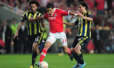 Lượt về vòng loại thứ 3 Champions League: Liverpool 'cậy nhờ' Fenerbahce