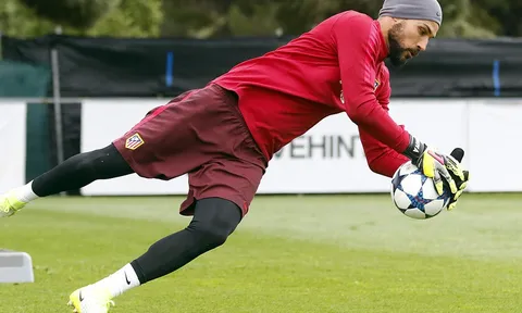 Luyện thủ môn, Atletico sẵn sàng ngênh chiến hàng công Real