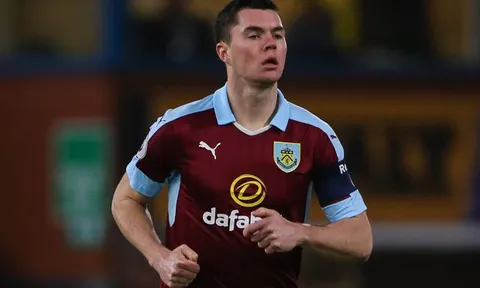 Lý do Man Utd hỏi mua lại Michael Keane
