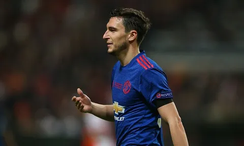 Lý do Mourinho giữ lại Matteo Darmian